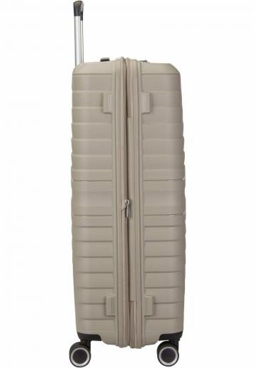 Чемодан на колесах