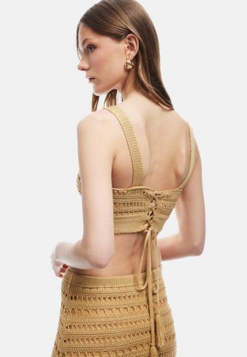 Блузка без рукавов