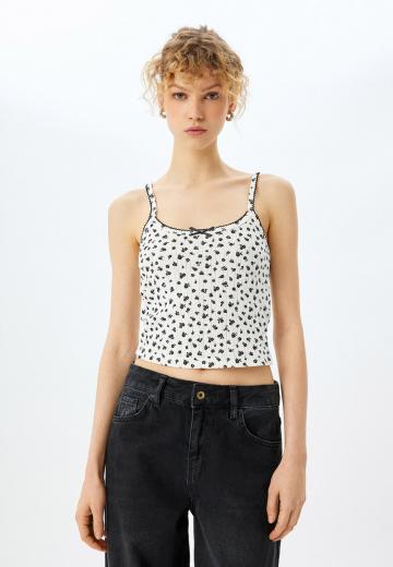 Топ на бретельках