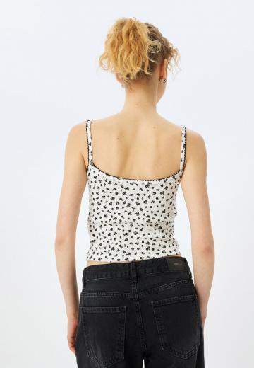 Топ на бретельках