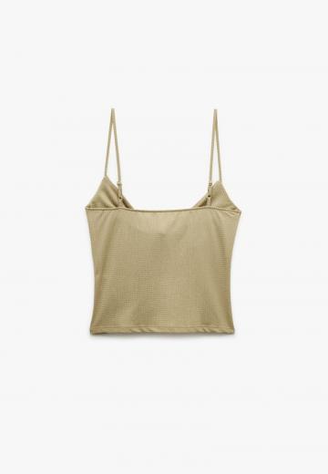 Топ на бретельках