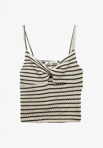 Топ на бретельках