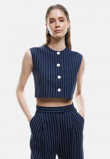 Джинсовая жилетка