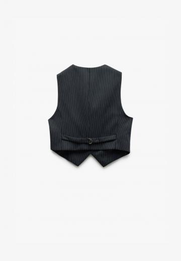 Джинсовая жилетка