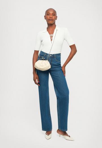 Прямые джинсы