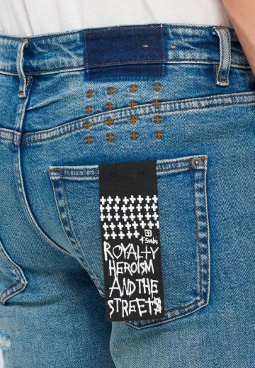 Свободные джинсы