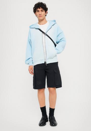 Брюки с накладными карманами