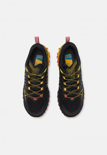 Походные кроссовки