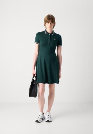 Короткое платье