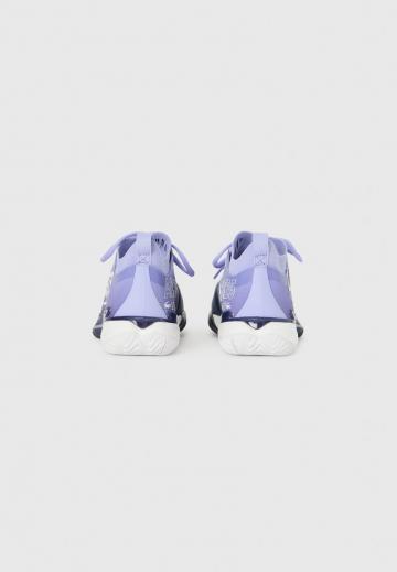 Теннисные кроссовки