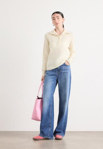 Пуловер с воротником поло