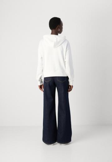 Пуловер с капюшоном