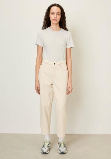 Короткие джинсы