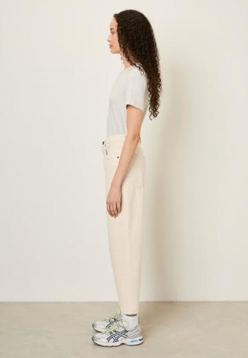 Короткие джинсы