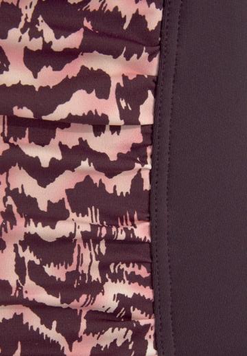 Слитный купальник