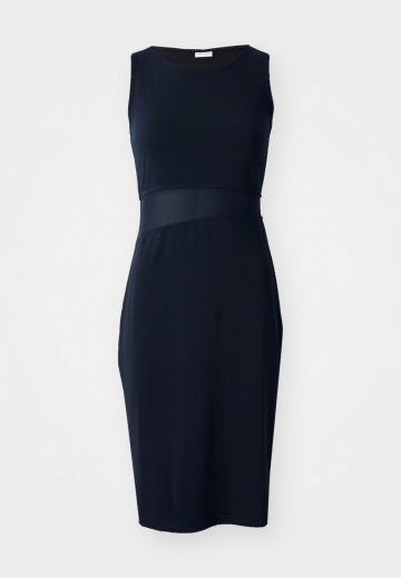 Пляжное платье