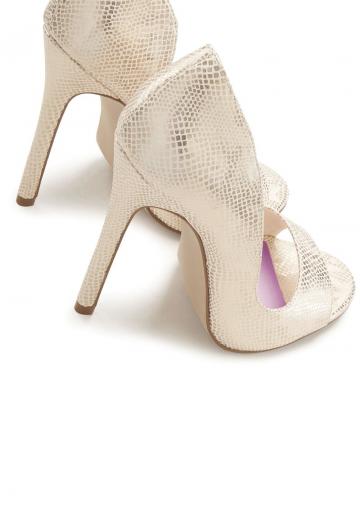 Туфли с открытым носом