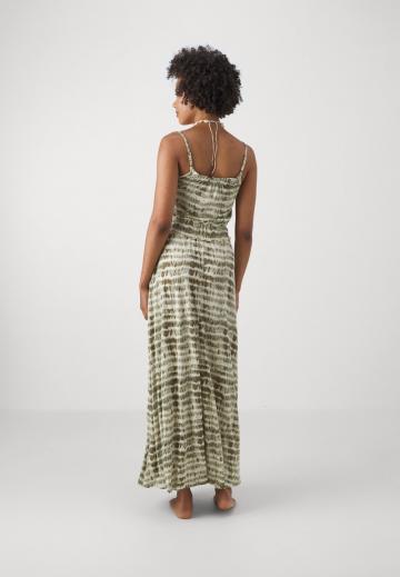 Пляжное платье