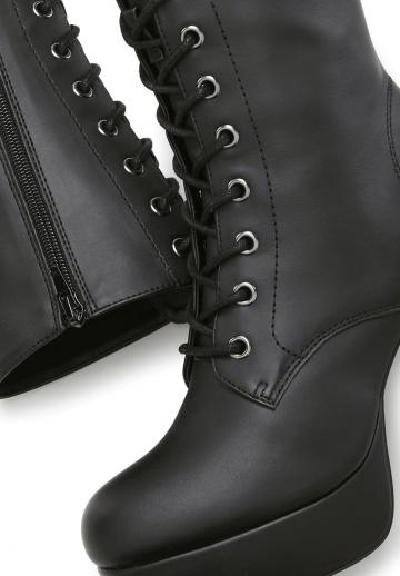 Полусапожки на высоком каблуке