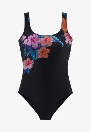 Слитный купальник