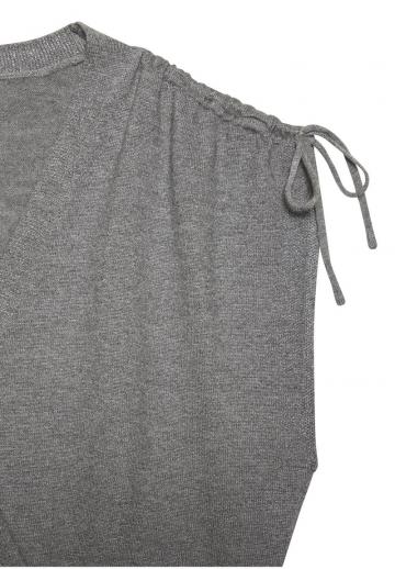 Блузка без рукавов