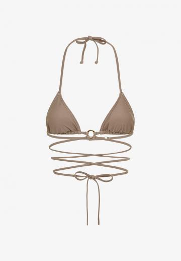 Треугольное бикини