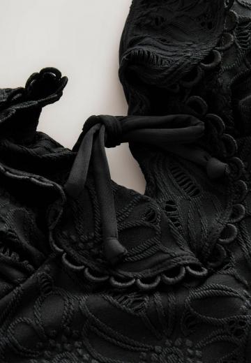 Слитный купальник