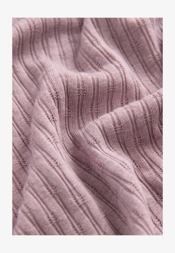 Блузка без рукавов