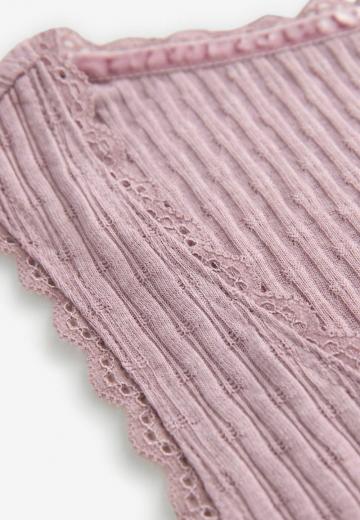 Блузка без рукавов