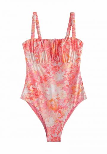 Слитный купальник