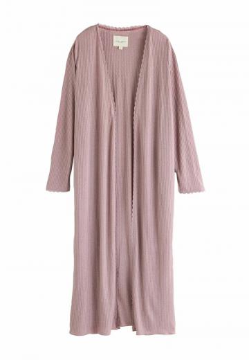 Длинный жилет