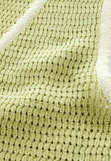 Вязаный жилет