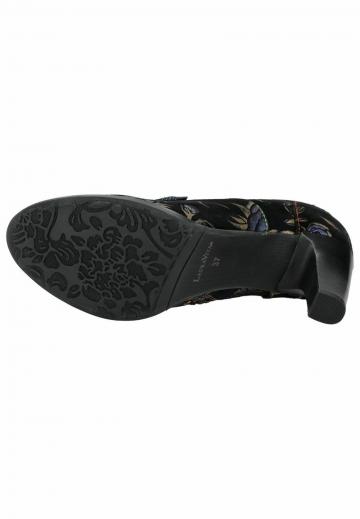 Полусапожки на высоком каблуке