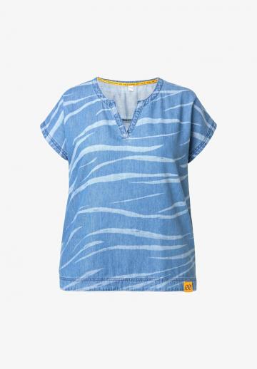 Джинсовая блузка