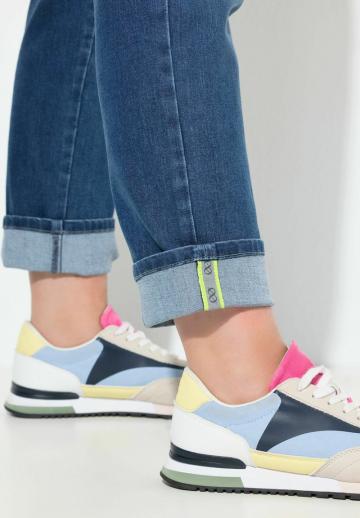 Свободные джинсы