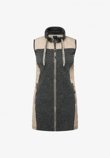 Длинный жилет