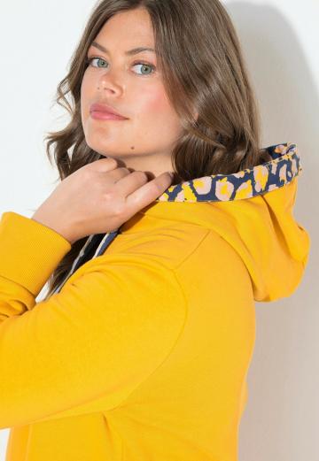 Пуловер с капюшоном