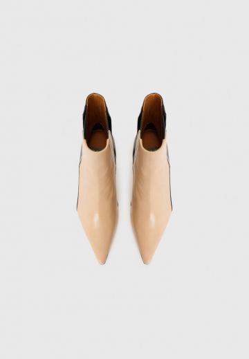 Сапожки на танкетке