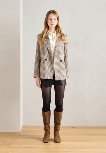 Высокие сапоги