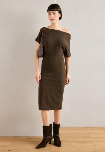 Высокие сапоги