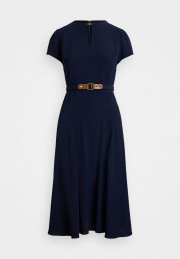 Коктейльное платье