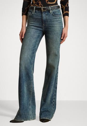 Клешеные джинсы