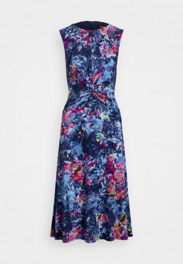 Пляжное платье