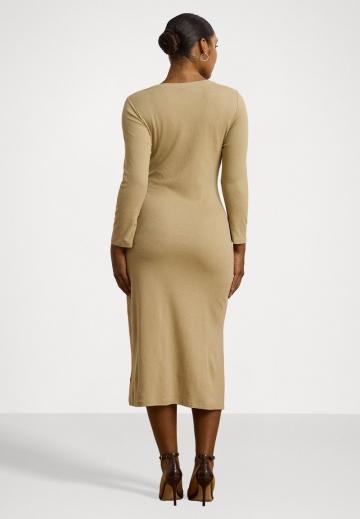 Вязаное платье