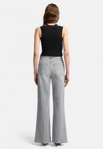 Свободные джинсы