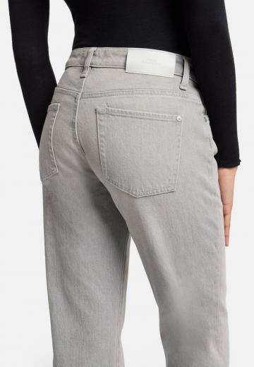 Свободные джинсы