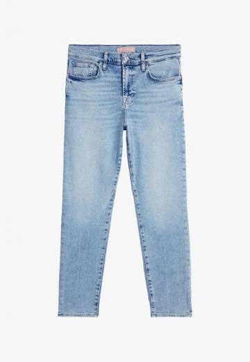 Прямые джинсы