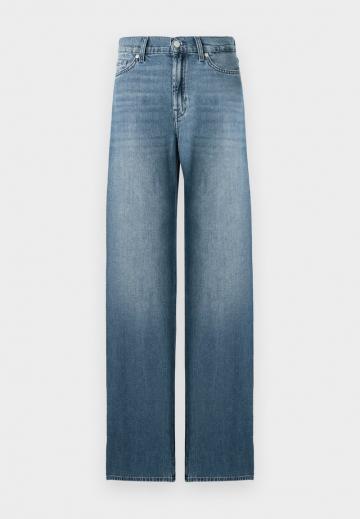 Свободные джинсы