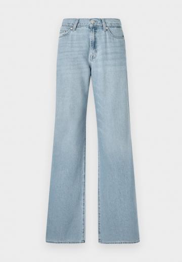 Свободные джинсы