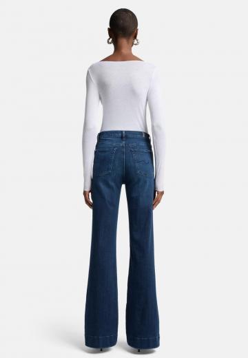 Клешеные джинсы